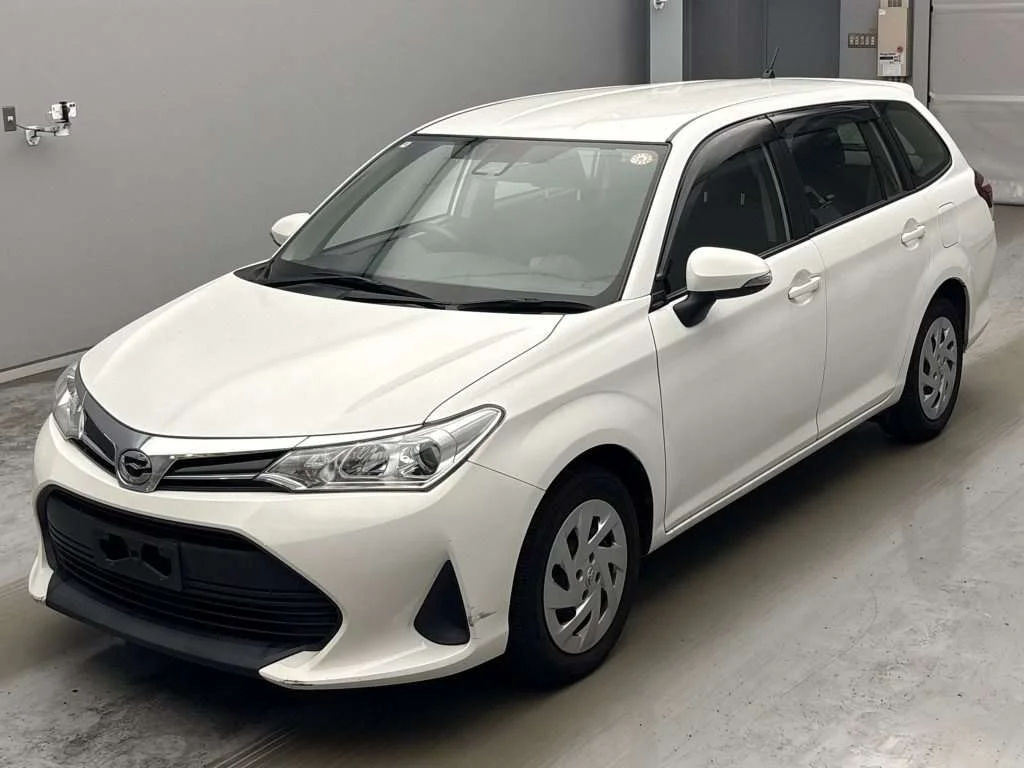 Toyota Corolla Fielder 2018