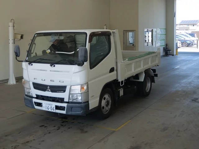 Mitsubishi Fuso Canter 2015
