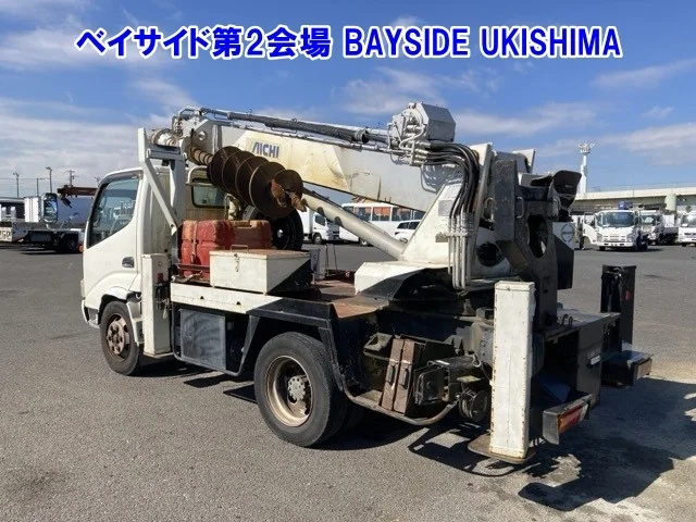 Hino Dutro  с аукциона в Японии