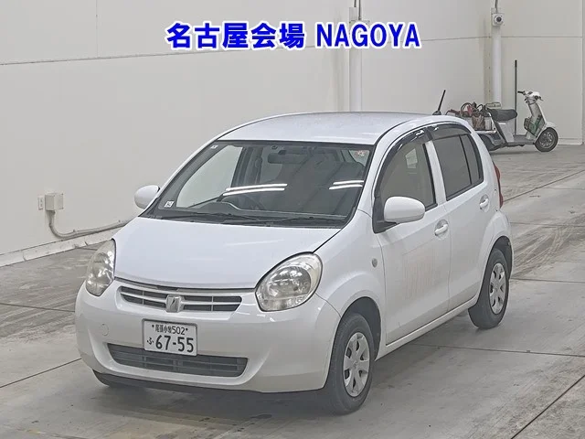 Toyota Passo 2012
