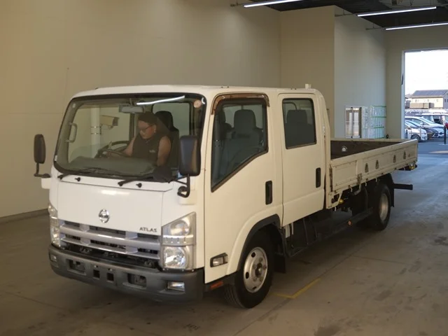 Nissan Atlas 2012