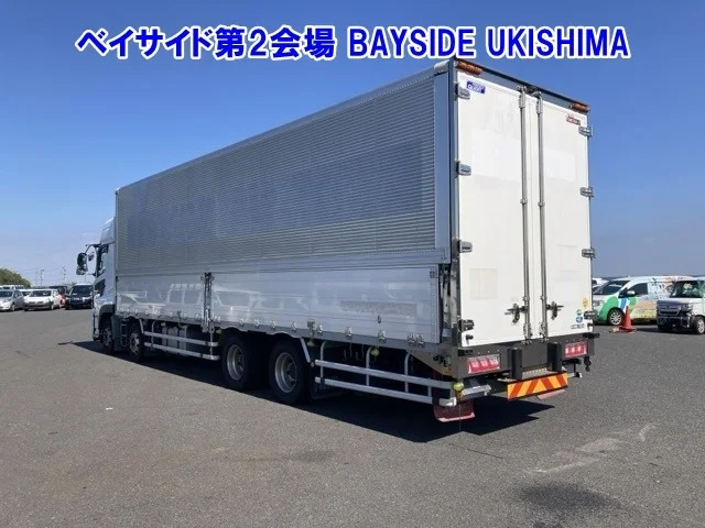 NISSAN DIESEL (UD) QUON  с аукциона в Японии