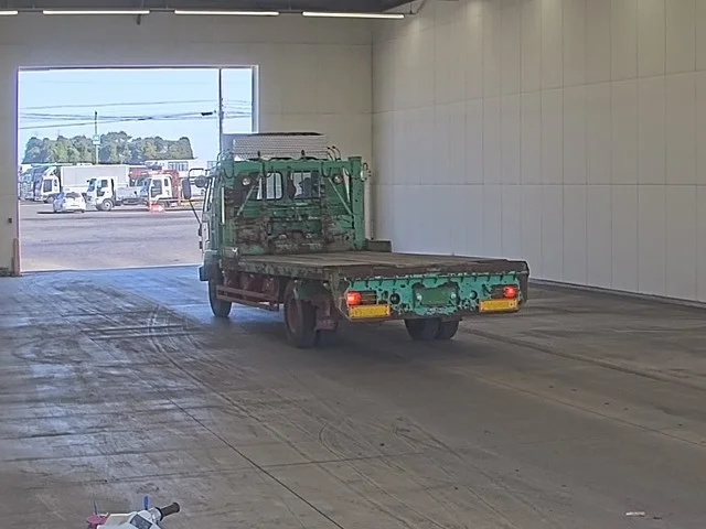 Isuzu Forward  с аукциона в Японии