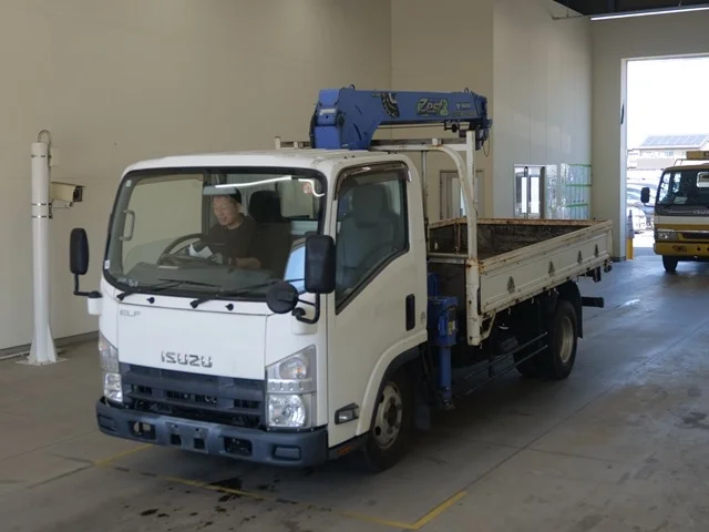 Isuzu Elf 2014