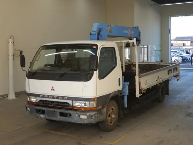 Mitsubishi Fuso Canter  с аукциона в Японии