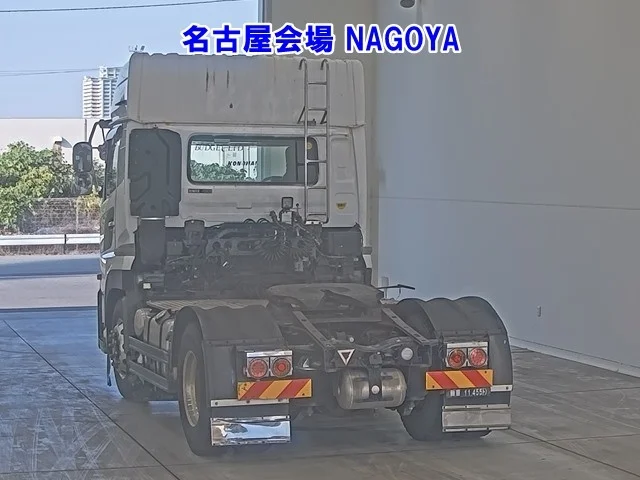 NISSAN DIESEL (UD) QUON  с аукциона в Японии