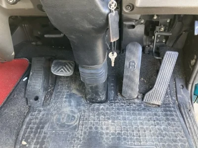 NISSAN UD