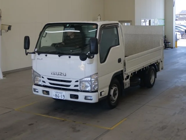 Isuzu Elf 2016