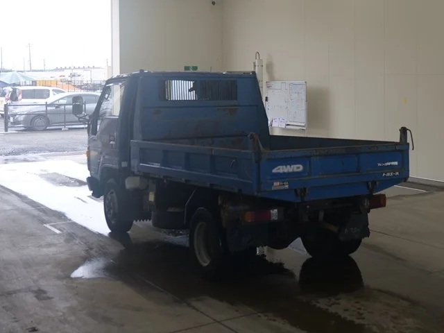 Toyota ToyoAce  с аукциона в Японии