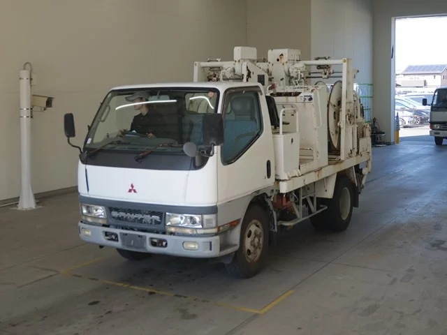 Mitsubishi Fuso Canter  с аукциона в Японии
