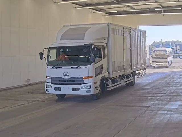 NISSAN DIESEL (UD) CONDOR  с аукциона в Японии
