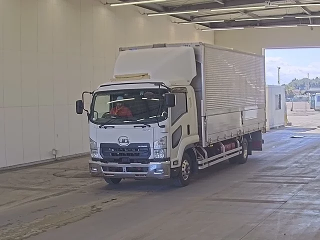 NISSAN DIESEL (UD) CONDOR  с аукциона в Японии