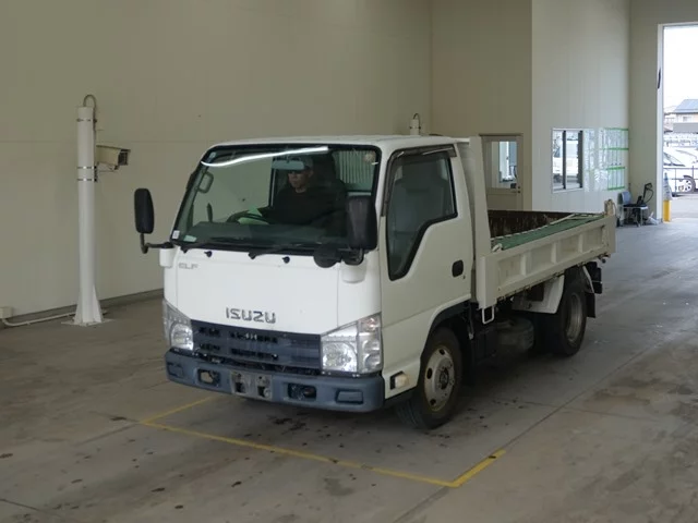 Isuzu Elf 2012