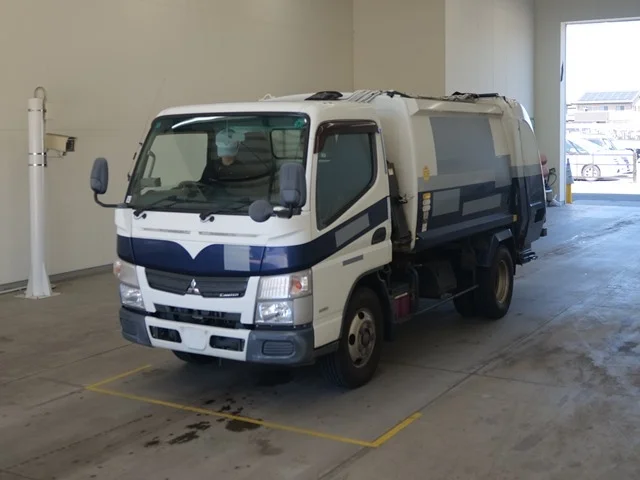 Mitsubishi Fuso Canter 2012