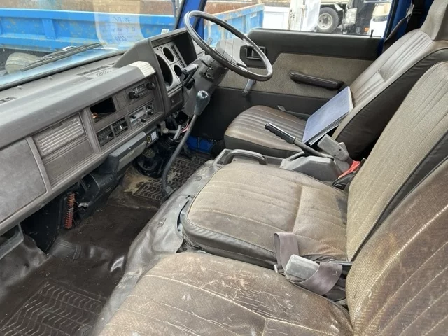Nissan Atlas  с аукциона в Японии