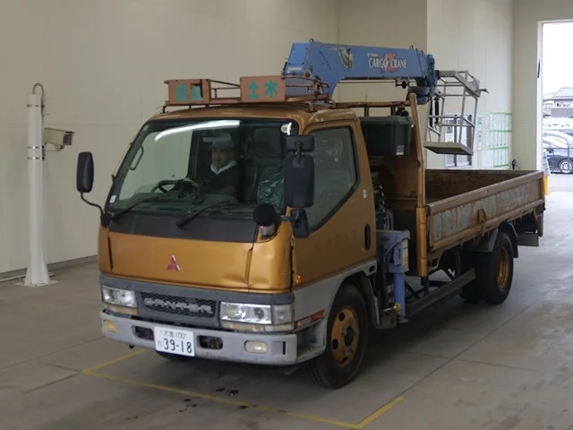 Mitsubishi Fuso Canter  с аукциона в Японии