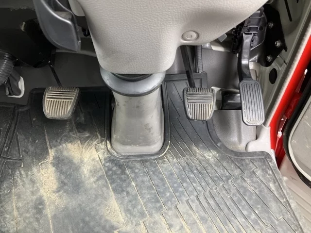 Hino Dutro  с аукциона в Японии