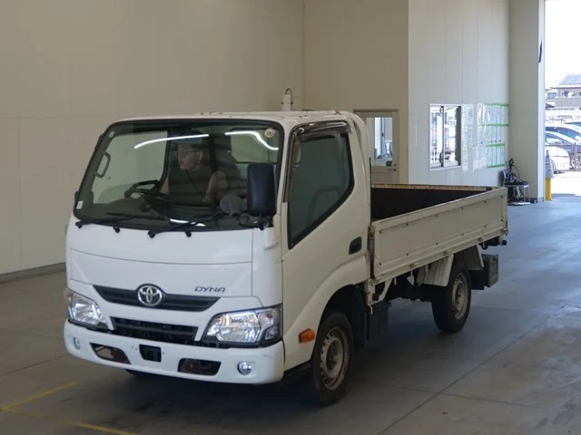 Toyota Dyna 2017