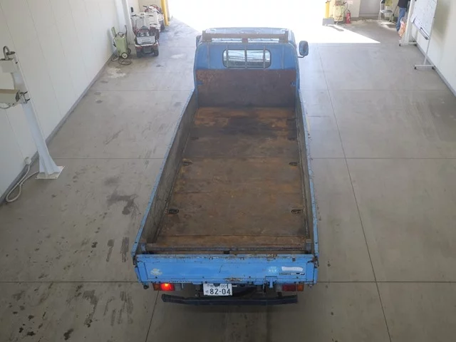 Isuzu Elf  с аукциона в Японии