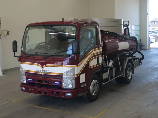 Isuzu Elf 2012