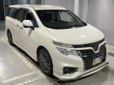 NISSAN ELGRAND
