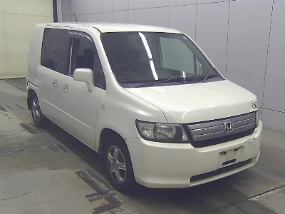 Honda Mobilio Spike