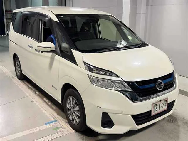Nissan Serena  с аукциона в Японии