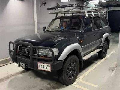 TOYOTA LAND CRUISER