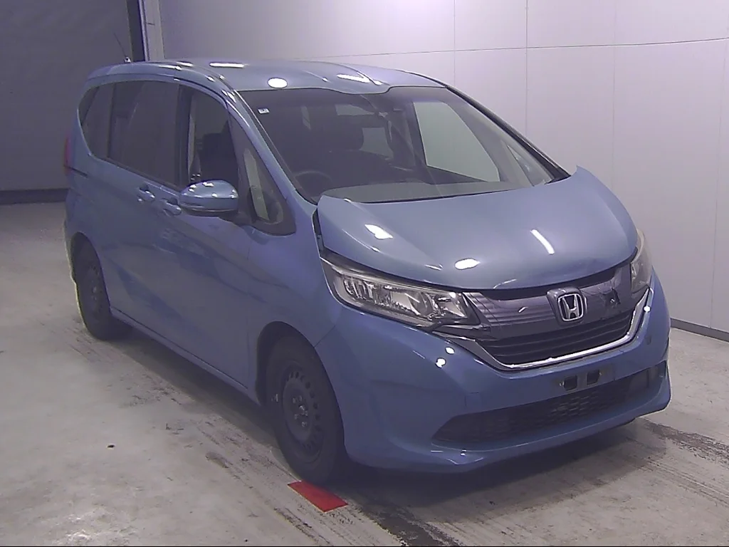 Honda Freed  с аукциона в Японии