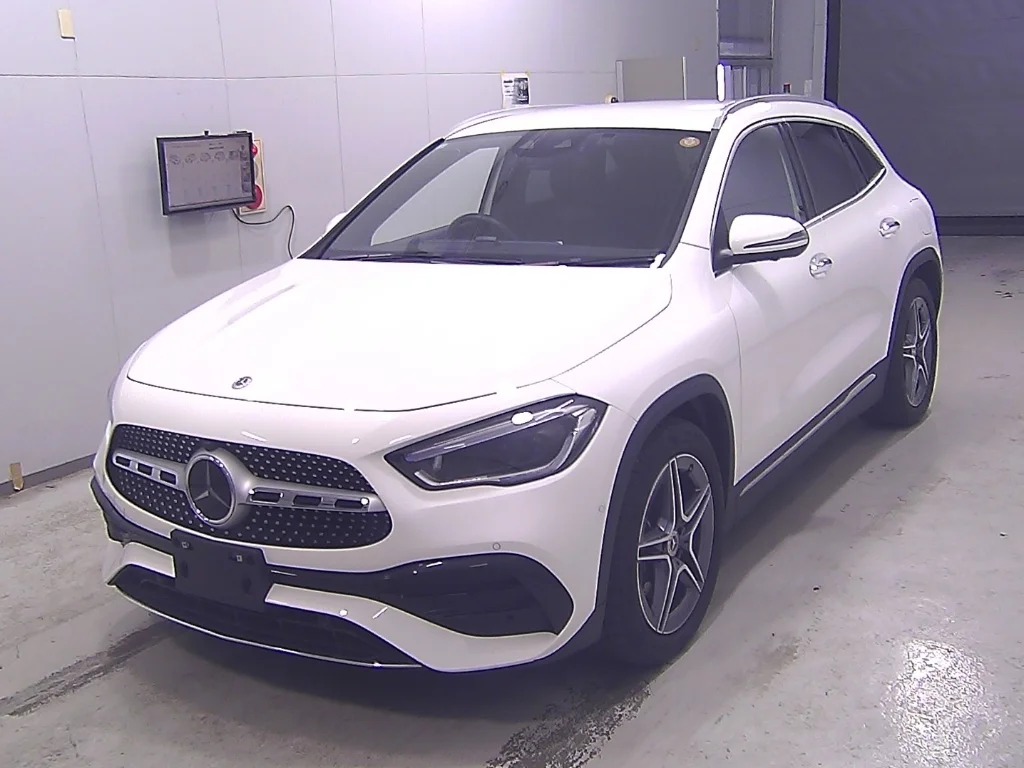 Mercedes-Benz GLA  с аукциона в Японии