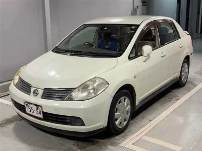 Nissan Tiida Latio
