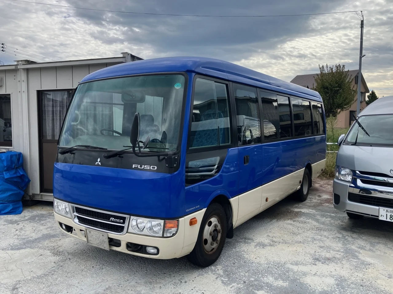 Mitsubishi FUSO ROSA  с аукциона в Японии