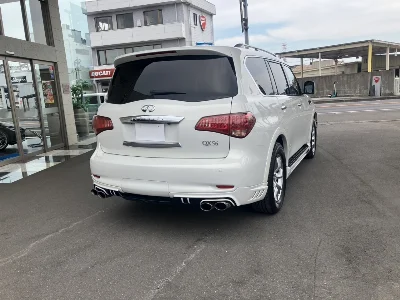 INFINITI QX56