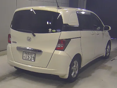 HONDA FREED SPIKE