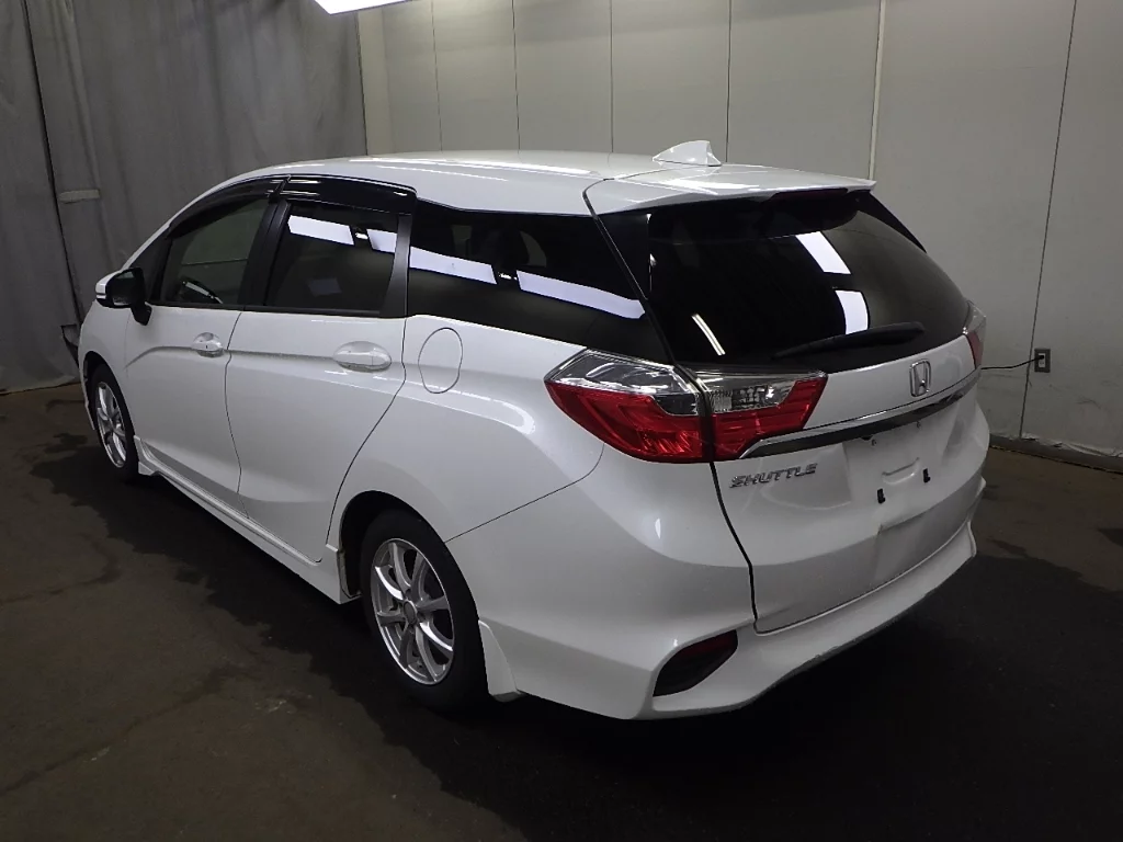 Honda Shuttle  с аукциона в Японии