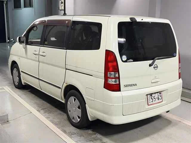 Nissan Serena  с аукциона в Японии