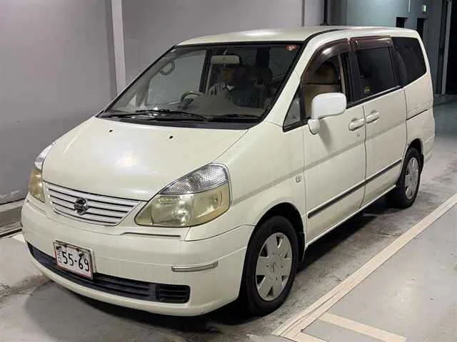 Nissan Serena  с аукциона в Японии