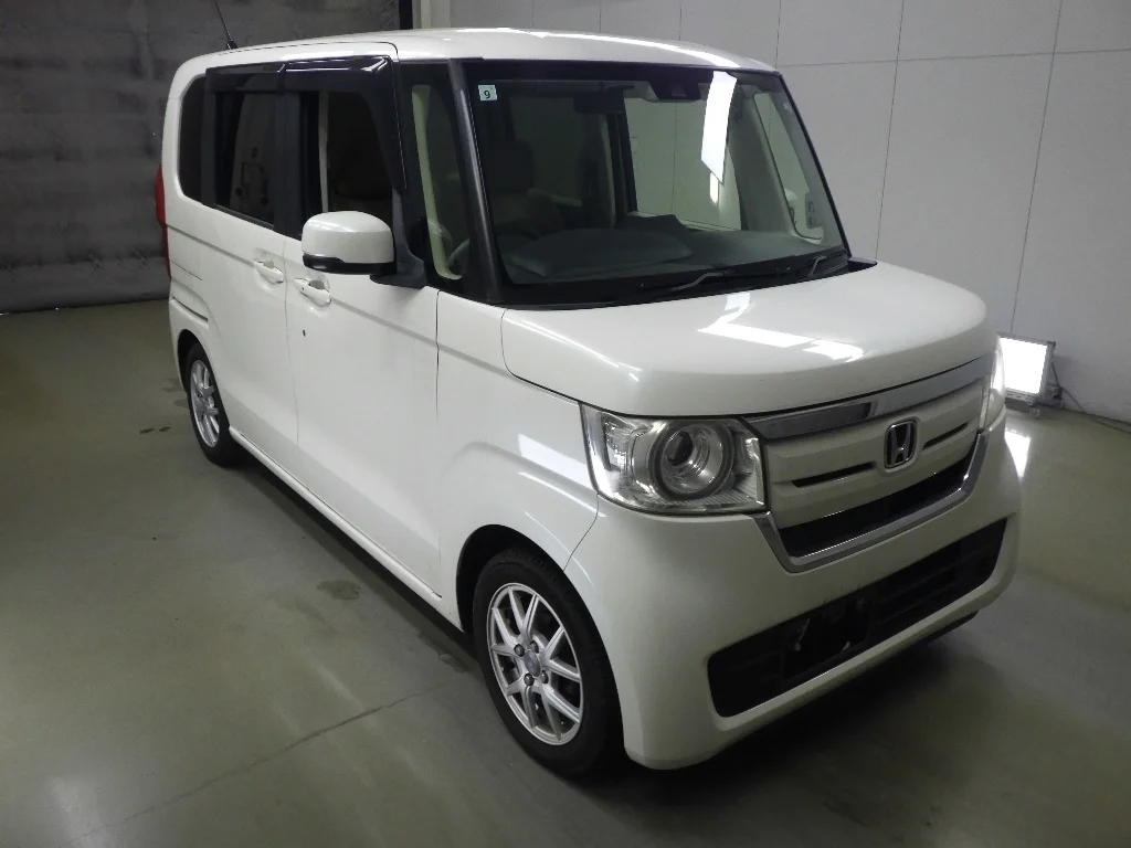 Honda N-Box  с аукциона в Японии