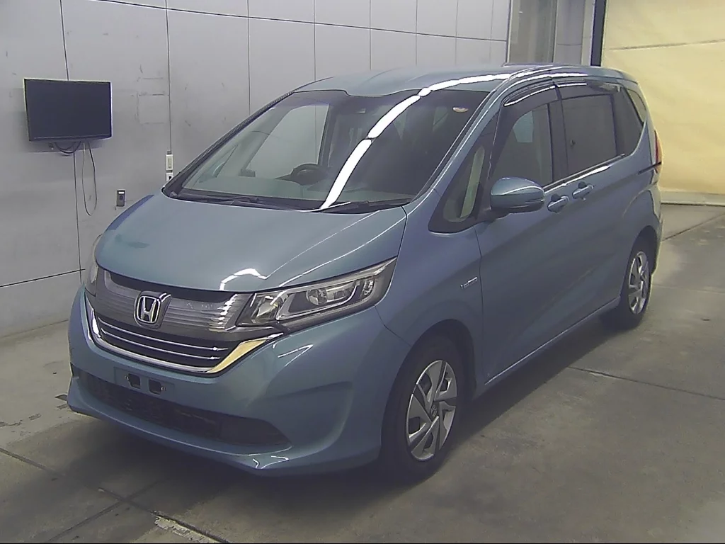 Honda Freed  с аукциона в Японии