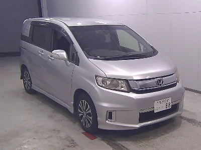 HONDA FREED SPIKE