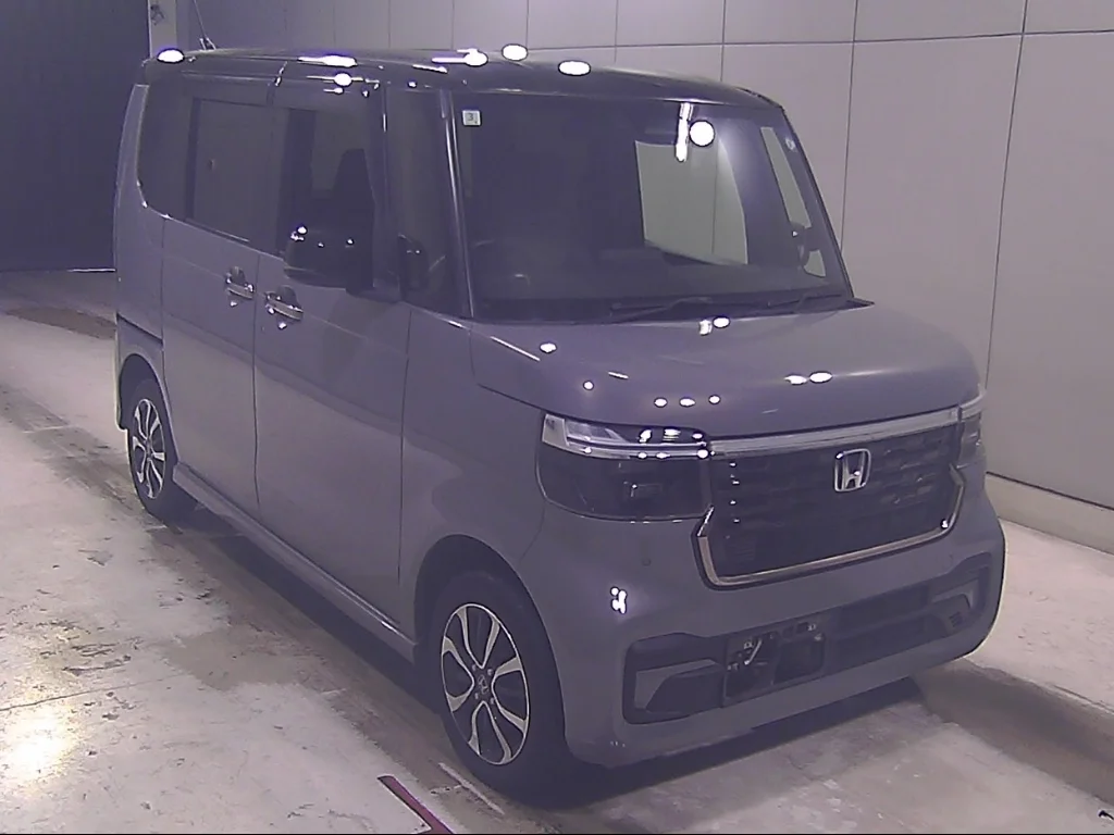 Honda N-Box  с аукциона в Японии