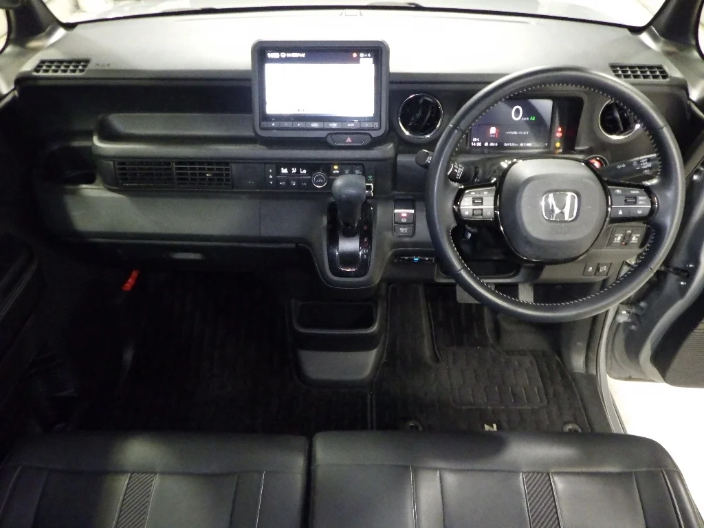 Honda N-Box  с аукциона в Японии