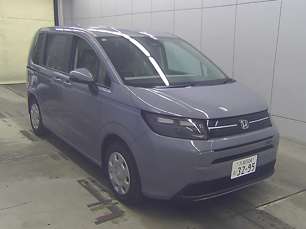 Honda Freed  с аукциона в Японии
