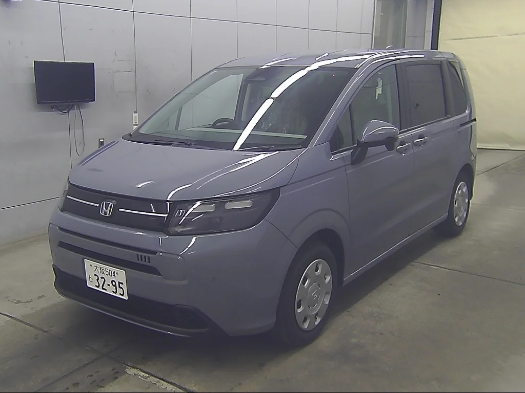 Honda Freed  с аукциона в Японии