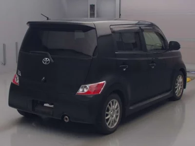 TOYOTA BB
