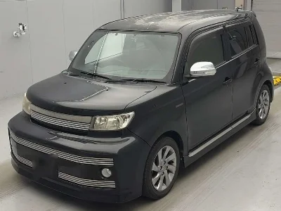 TOYOTA BB