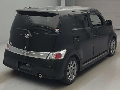 TOYOTA BB