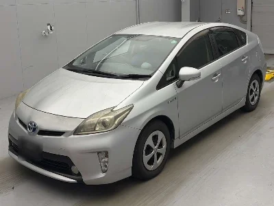 TOYOTA PRIUS, 2013 — лот японского аукциона