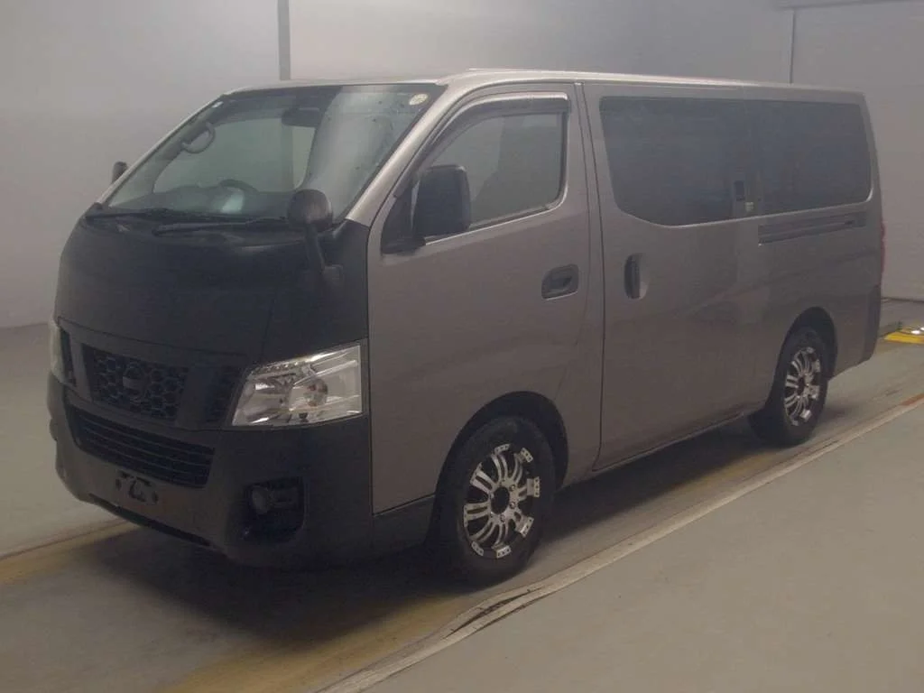 Nissan NV350 Caravan 2016