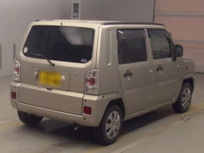 Daihatsu Naked